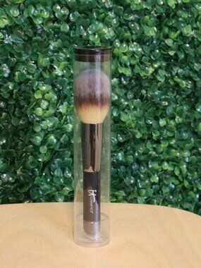 It Cosmetics Heavenly Luxe Wand Ball Powder Brush, NO 8 New